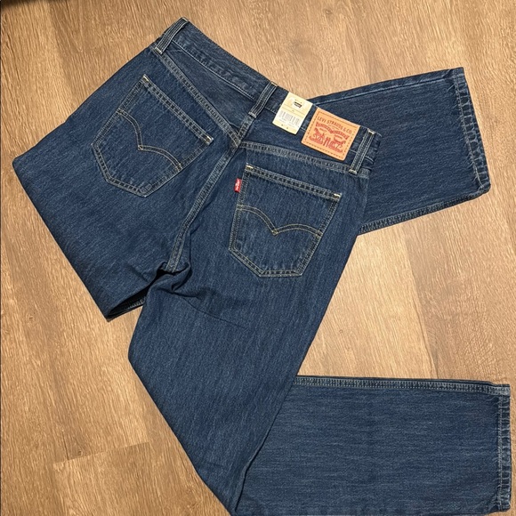 NWT LEVIS LOW PRO STRAIGHT JEANS - Picture 5 of 5